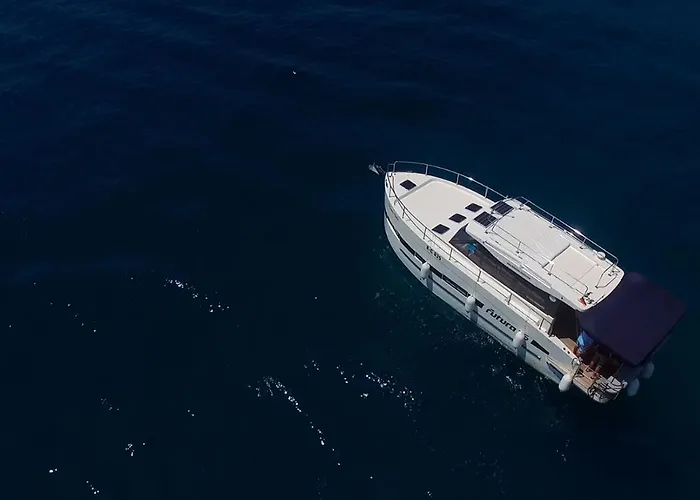 Hotel na wodzie Thea - Magic Point *